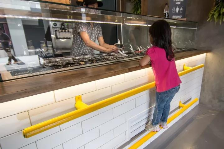 Madelo取餐台设计