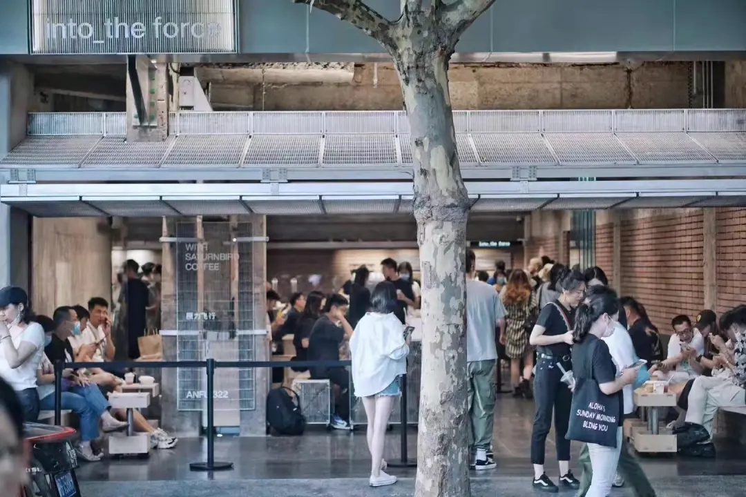 三顿半咖啡首家线下店